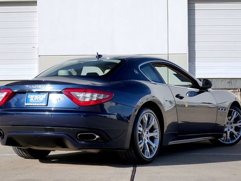 Used 2011 Maserati GranTurismo S image 3