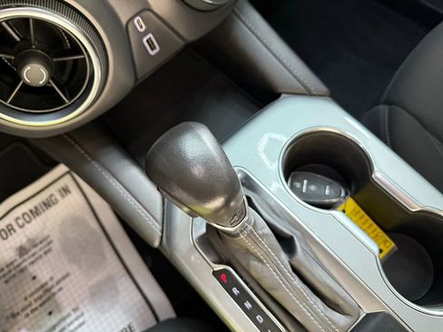 Used 2020 Chevrolet Blazer LT image 37