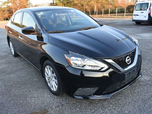 Used 2019 Nissan Sentra SV image 4