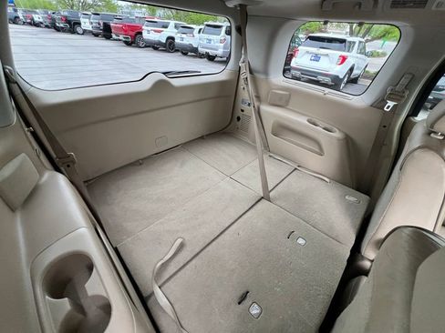 Used 2011 Nissan Quest LE FWD image 29