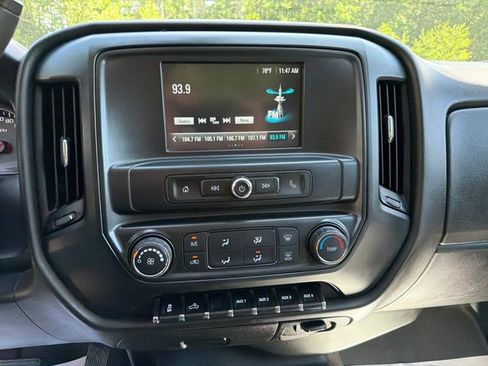 Used 2019 Chevrolet Silverado 2500 W/T AWD/4WD image 19