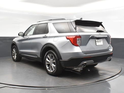Used 2022 Ford Explorer Limited image 5