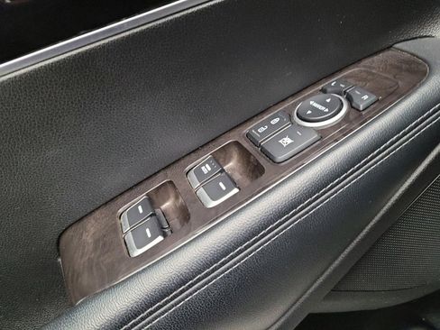 Used 2018 Kia Sorento LX AWD/4WD image 27