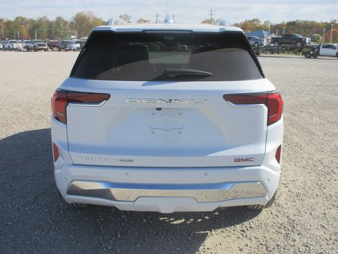 New 2026 GMC Terrain Denali image 5