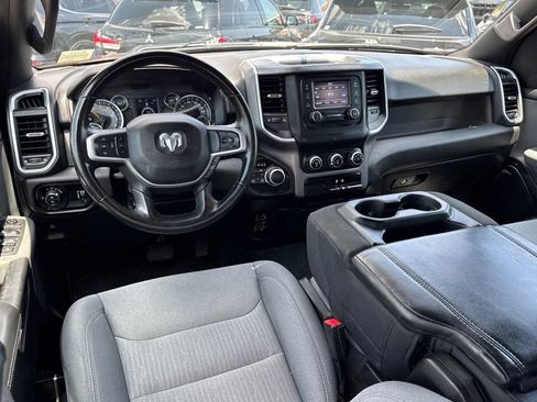 Used 2022 RAM 1500 Big Horn AWD/4WD image 7