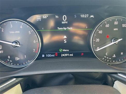 Used 2023 Buick Envision Essence image 12