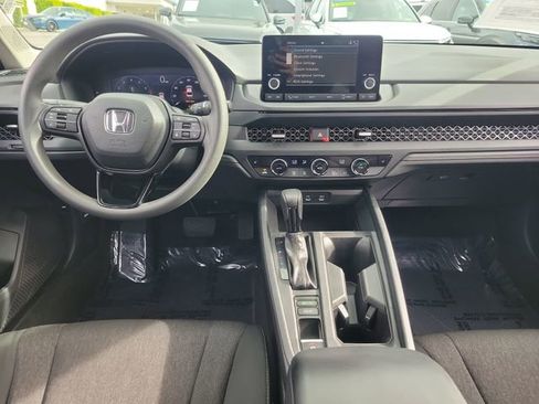Certified 2023 Honda Accord EX image 8