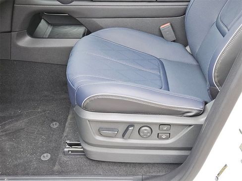 New 2026 INFINITI QX80 SPORT image 14