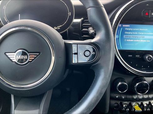 Certified 2024 MINI Cooper SE FWD image 19