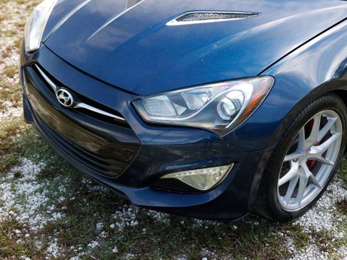 Used 2016 Hyundai Genesis Coupe 3.8 RWD image 20