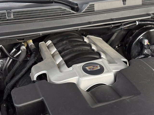 Used 2019 Cadillac Escalade Luxury AWD/4WD image 45