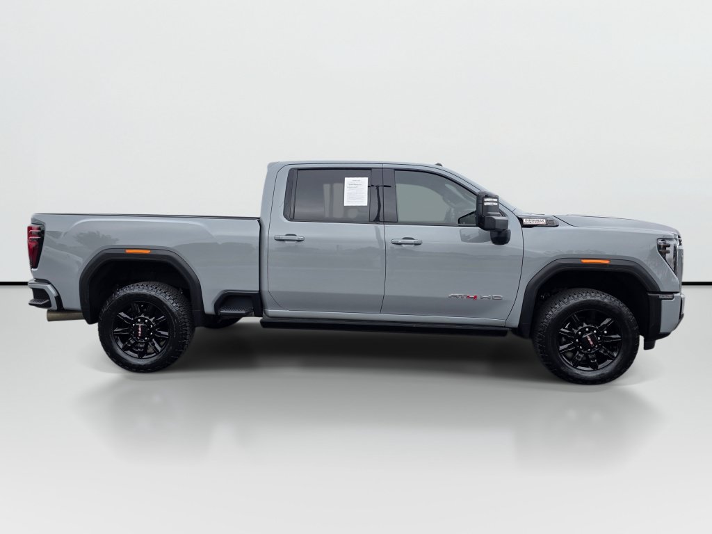 Used 2025 GMC Sierra 3500 AT4 w/ AT4 Premium Plus Package AWD/4WD image 7