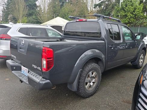 Used 2011 Nissan Frontier PRO-4X w/ Pro-4x Luxury Pkg image 3