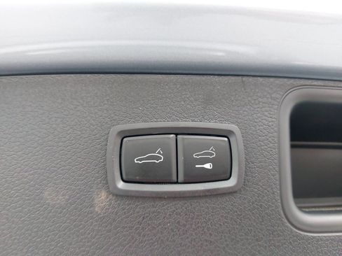 Certified 2026 Porsche Macan AWD/4WD image 15