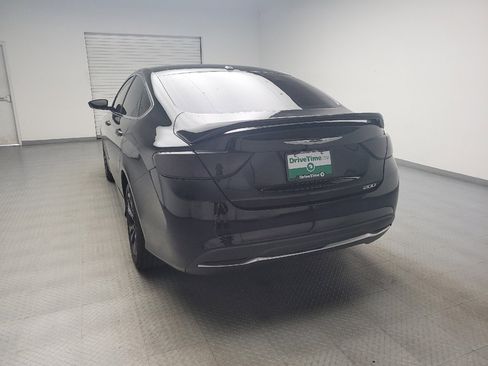 Used 2015 Chrysler 200 Limited w/ Convenience Group FWD image 6
