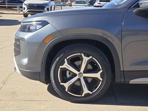 New 2026 Volkswagen Tiguan SE image 5