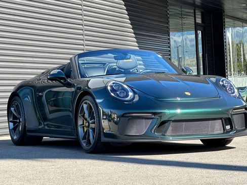 Certified 2019 Porsche 911 Speedster image 10