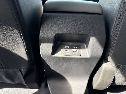 Used 2024 Subaru Crosstrek 2.0i Premium AWD/4WD image 26