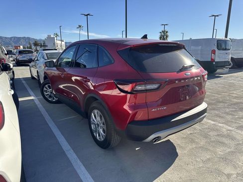 Certified 2025 Ford Escape Active w/ Active Premium Tech Pack image 12