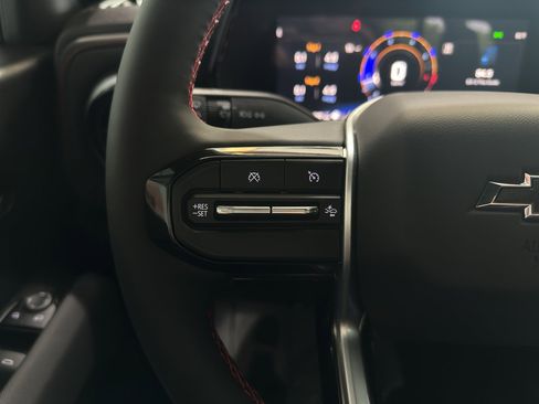 New 2025 Chevrolet Colorado Z71 w/ Z71 Convenience Package 2 image 8