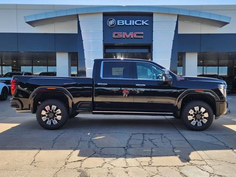 New 2026 GMC Sierra 2500 Denali w/ Denali Reserve Package AWD/4WD image 2