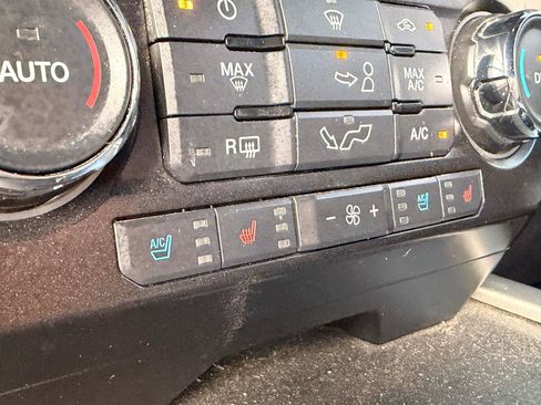 Used 2015 Ford F150 Lariat AWD/4WD image 36
