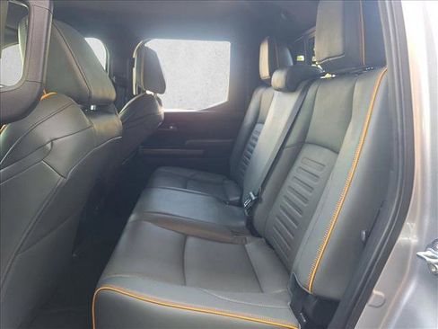 Used 2025 Toyota Tacoma 4x4 Double Cab Hybrid image 15