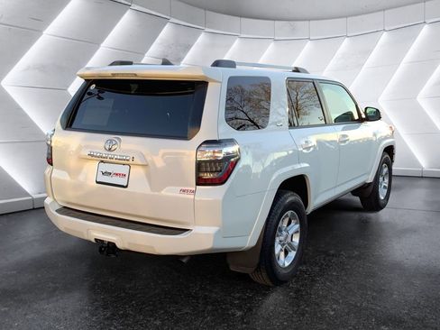 Used 2024 Toyota 4Runner SR5 image 4