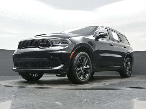Used 2025 Dodge Durango GT image 24