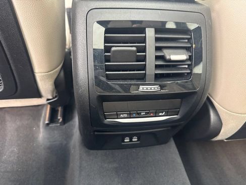 Used 2020 BMW X3 xDrive30i w/ Premium Package AWD/4WD image 16