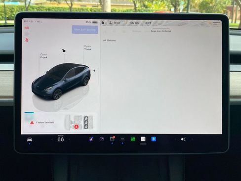 Used 2024 Tesla Model Y Long Range image 26