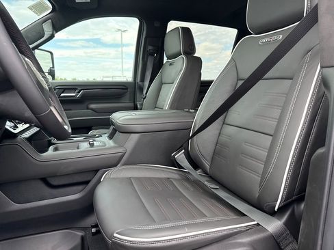 New 2026 GMC Sierra 2500 AT4X AWD/4WD image 18