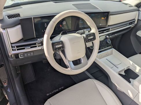 Certified 2025 Hyundai Santa Fe SEL image 10