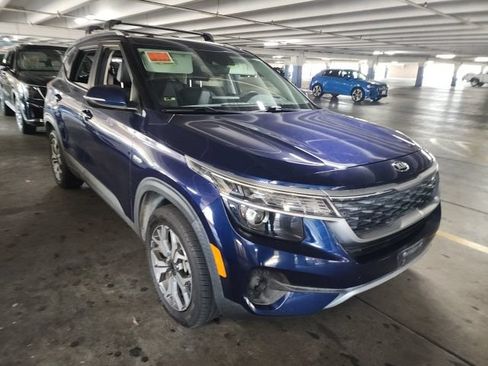 Certified 2021 Kia Seltos EX AWD/4WD image 1