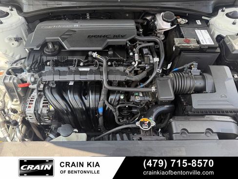 Used 2023 Hyundai Elantra SEL FWD image 31