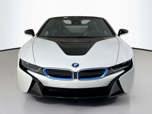 Used 2019 BMW i8 Roadster AWD/4WD image 11