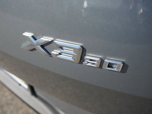Used 2025 BMW X3 xDrive30i w/ Convenience Package image 13