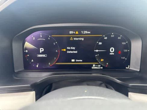 Used 2025 Mitsubishi Outlander SE FWD image 13