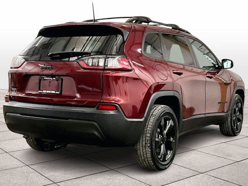 Used 2020 Jeep Cherokee Latitude Plus image 12