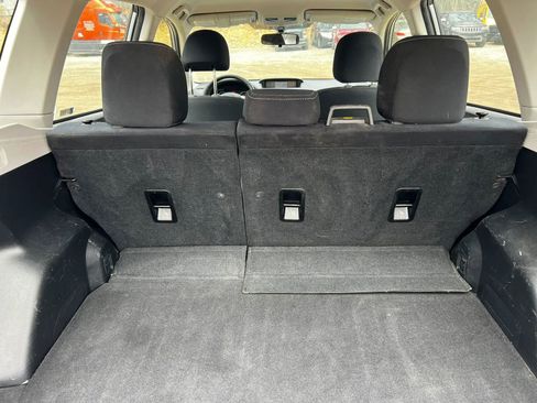 Used 2015 Subaru Forester 2.5i AWD/4WD image 11