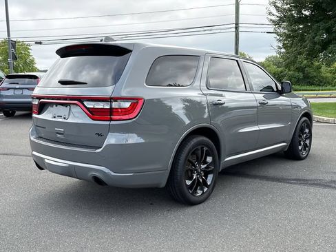 Used 2022 Dodge Durango R/T w/ Blacktop Package AWD/4WD image 4