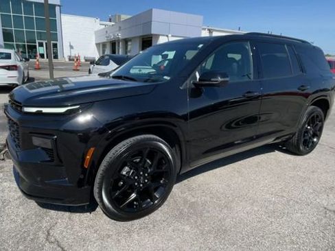 Used 2024 Chevrolet Traverse RS AWD/4WD image 6