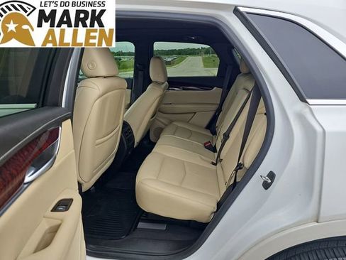 Used 2019 Cadillac XT5 Luxury AWD/4WD image 25
