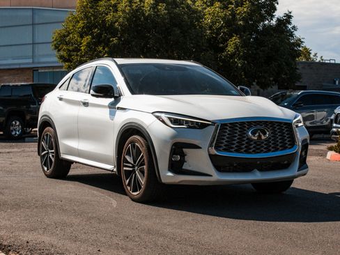 Used 2025 INFINITI QX55 Sensory w/ Lighting Package AWD/4WD image 3