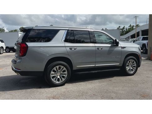Certified 2025 GMC Yukon Denali AWD/4WD image 9