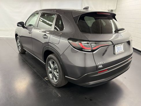 New 2026 Honda HR-V LX image 3