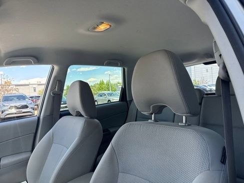 Used 2012 Subaru Forester 2.5X w/ Popular Pkg 2 AWD/4WD image 6