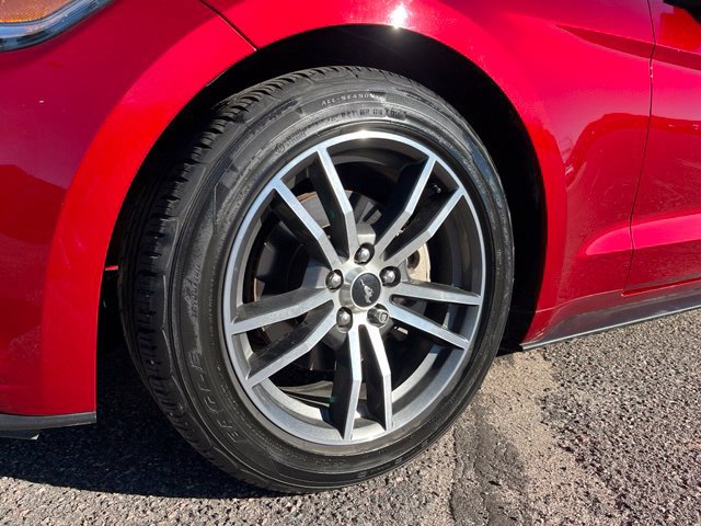Used 2016 Ford Mustang Convertible RWD image 10