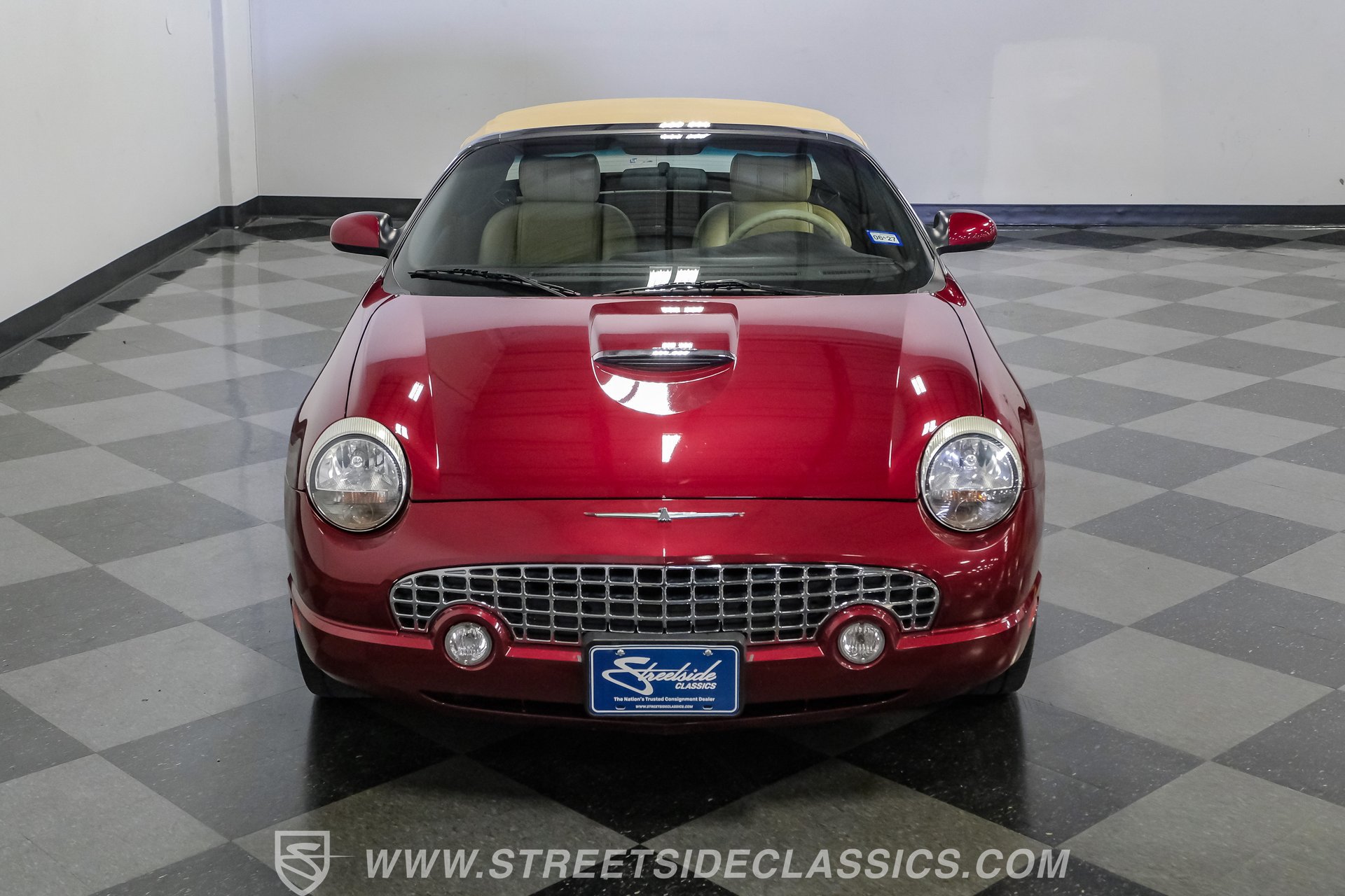 Used 2004 Ford Thunderbird RWD image 40