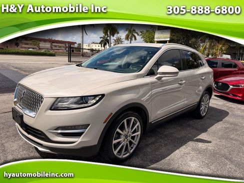 Used 2019 Lincoln MKC Reserve w/ MKC Climate Package FWD image 1